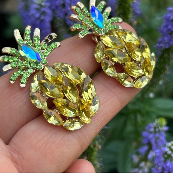 Gold and Green Pineapple Earrings - Picture 3 of 4